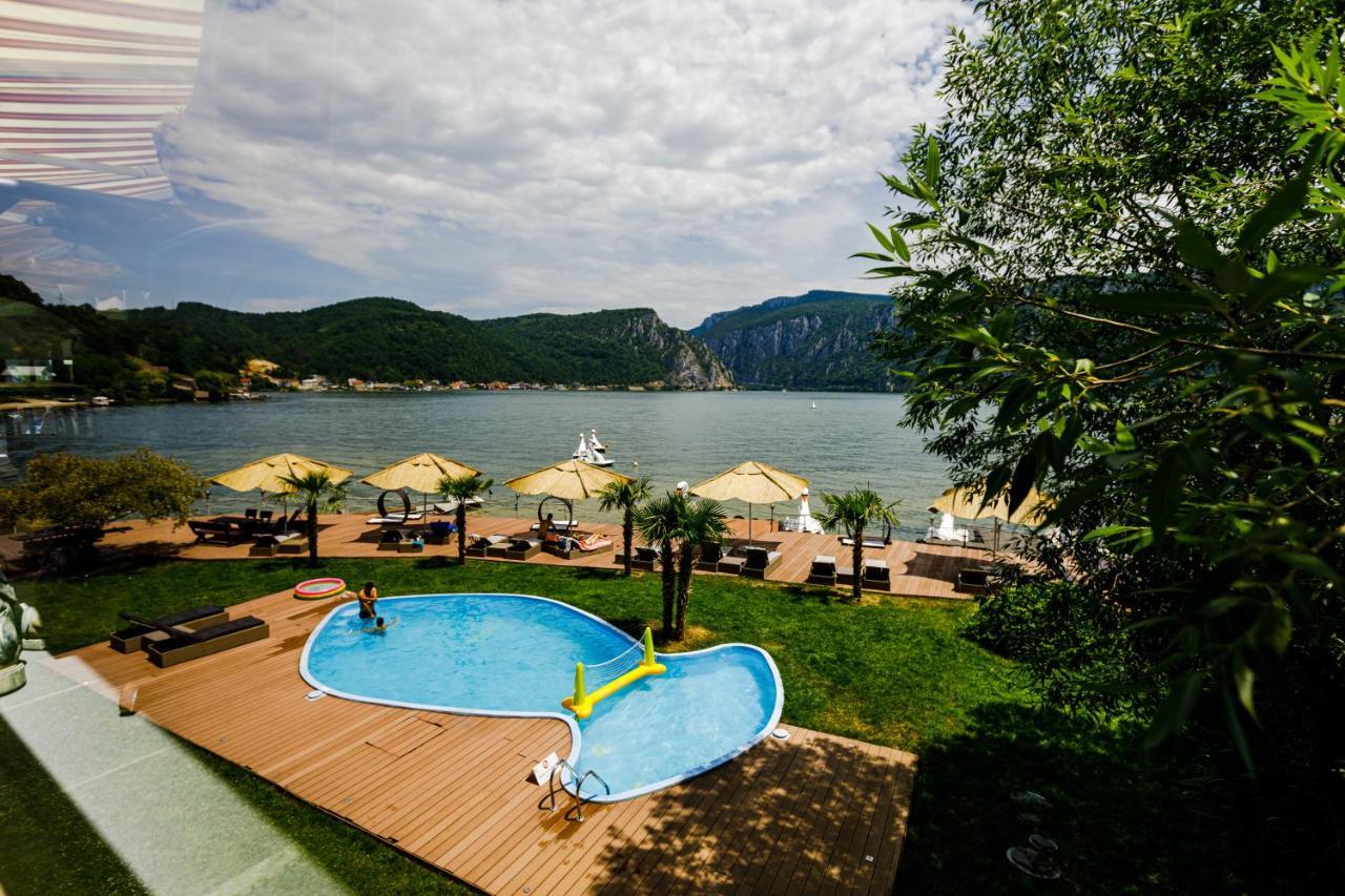 Pensiunea Decebal Resort - Cazanele Dunarii Dubova Luaran gambar